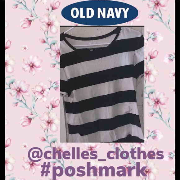 Old Navy Tops - Old Navy Fitted Short Sleeve Top Black & White